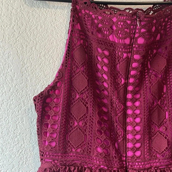 ASOS size 8 lined crochet lace midi fit and flare dress - Picture 5 of 10